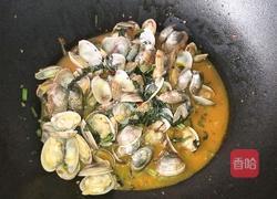 紫苏炒花甲的做法图解11