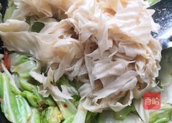 包菜炒豆皮的做法图解9