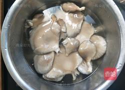 干炸蘑菇的做法图解1