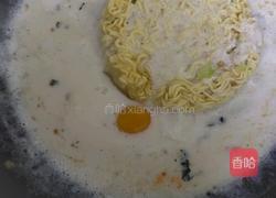 牛奶方便面的做法图解4