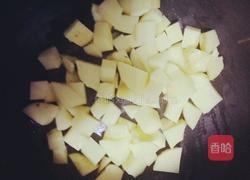 孜然土豆的做法图解1