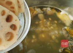 黄豆莲藕鸡汤的做法图解10