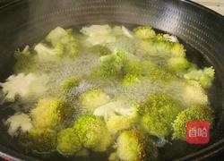 西红柿炒西兰花的做法图解4