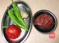 双椒牛肉的做法图解1
