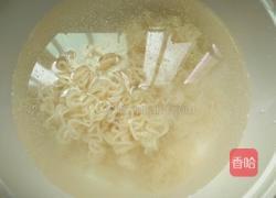 火腿肠香辣炒面的做法图解5