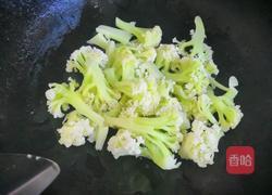 素炒菜花的做法图解9