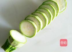 西葫芦肉馅饼的做法图解2