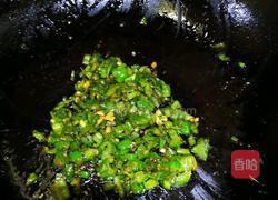 尖椒皮蛋的做法图解5