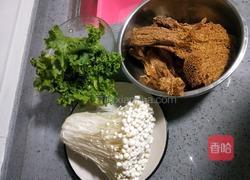 金针菇竹荪汤的做法图解1