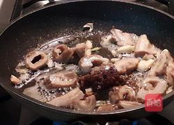 青蒜小炒肥肠的做法图解5