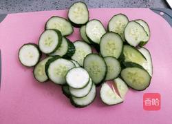 西红柿黄瓜生饮的做法图解2