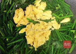韭苔炒鸡蛋的做法图解4