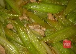 肉炒西芹的做法图解4