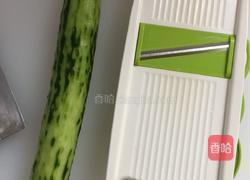 爽脆原味拌黄瓜的做法图解2
