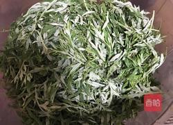 艾草粑粑（青团）的做法图解1