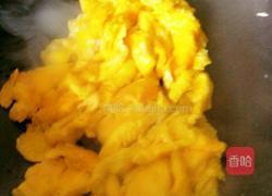 圆葱炒鸡蛋的做法图解2