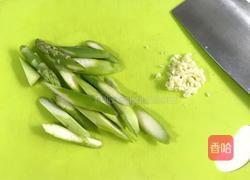南瓜香肠芦笋意面的做法图解3