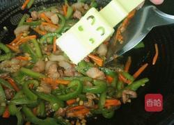 胡萝卜青椒炒肉的做法图解14
