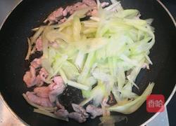 西芹炒瘦肉的做法图解12