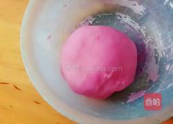 玫瑰饺子的做法图解1