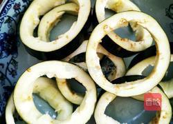 茄盒肉饼的做法图解2