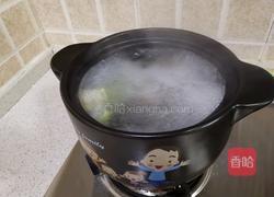 苦瓜鸡爪排骨汤的做法图解5