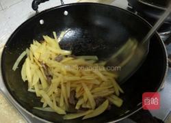 土豆炒牛肉的做法图解8