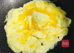 五彩炒饭的做法图解3
