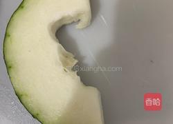 辣椒炒冬瓜的做法图解1