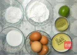 抹茶口味蛋糕卷的做法图解1