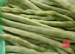 蒜蓉四季豆的做法图解1