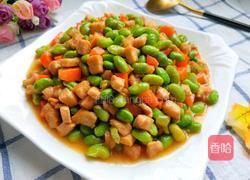 毛豆米炒鸡丁的做法图解1