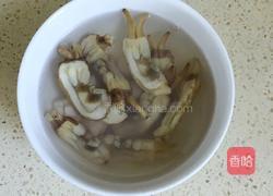 海鲜牛奶粥的做法图解1