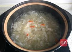冰糖雪梨银耳汤的做法图解7