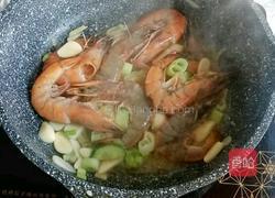 快手鲜虾小炒盖米饭的做法图解6