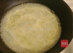 土豆丝鸡蛋饼的做法图解1