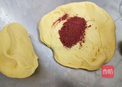 红色大理石甜馒头的做法图解2
