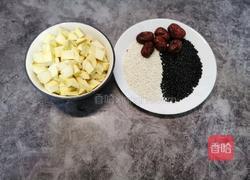 红薯黑米粥的做法图解1