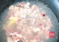 海鲜菇焖鸡的做法图解4