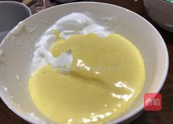 原味戚风蛋糕的做法图解9