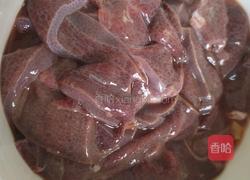 洋葱炒猪肝的做法图解2