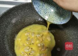 花甲肉炒鸡蛋的做法图解8