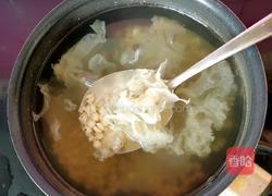 白木耳甜梨羹的做法图解3