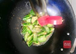 花甲炒丝瓜的做法图解13