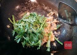 苘蒿瘦肉炒河粉的做法图解6