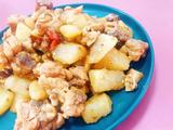土豆炖鸡块
