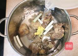 牛尾骨炖萝卜的做法图解7