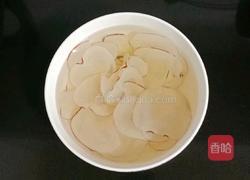 海底椰胡萝卜鸡汤的做法图解1
