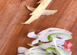 猪肉炖粉条的做法图解3