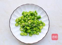 青椒鸡蛋拌面的做法图解3